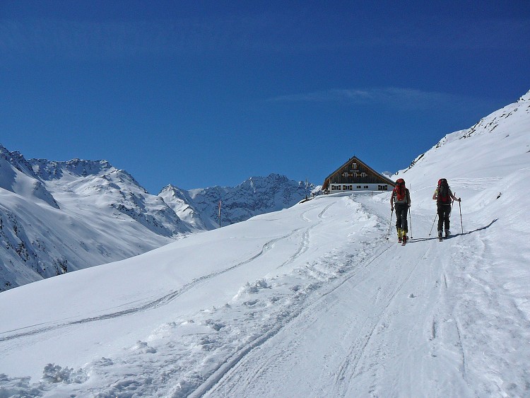 img00005.jpg