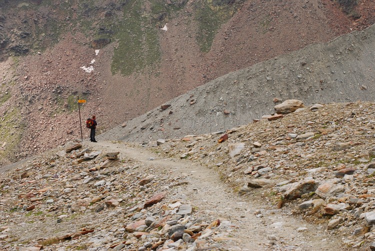 img00027.jpg
